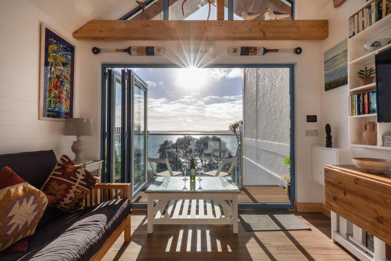 Apartment Upper Deck